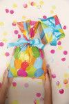 SACO 30X44CM METALICO SORTIDO ANIVERSARIO CROMUS - REF. 99580149 - PACOTE COM 50 UNIDADES